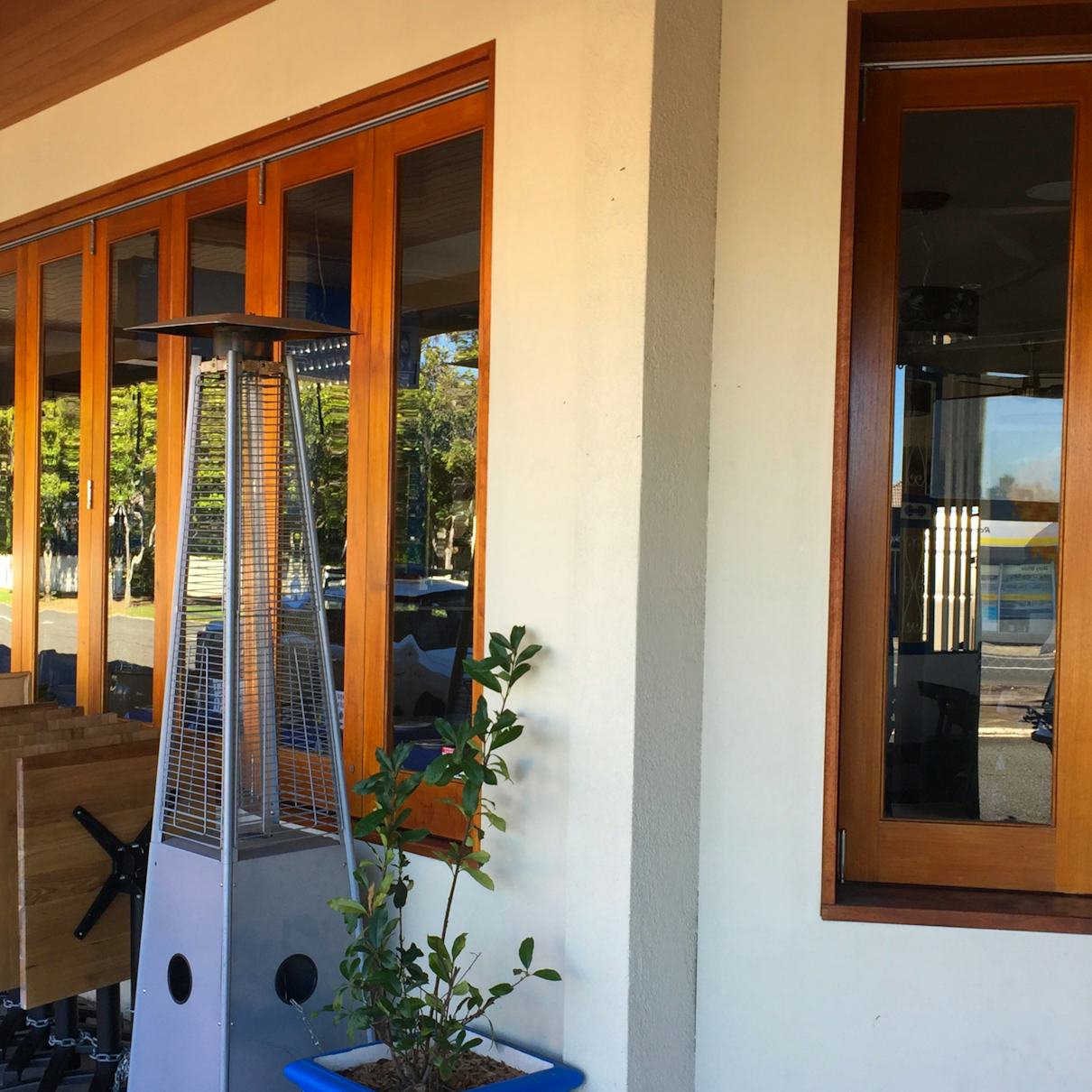 restuarantwindows-1 Clean restaurant windows